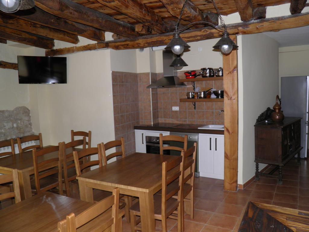 Apartamentos Turisticos Peñafiel Extérieur photo